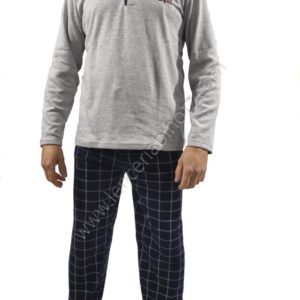 pijama hombre afelpado interior camiseta gris con botones. Pantalon negro de cuadros