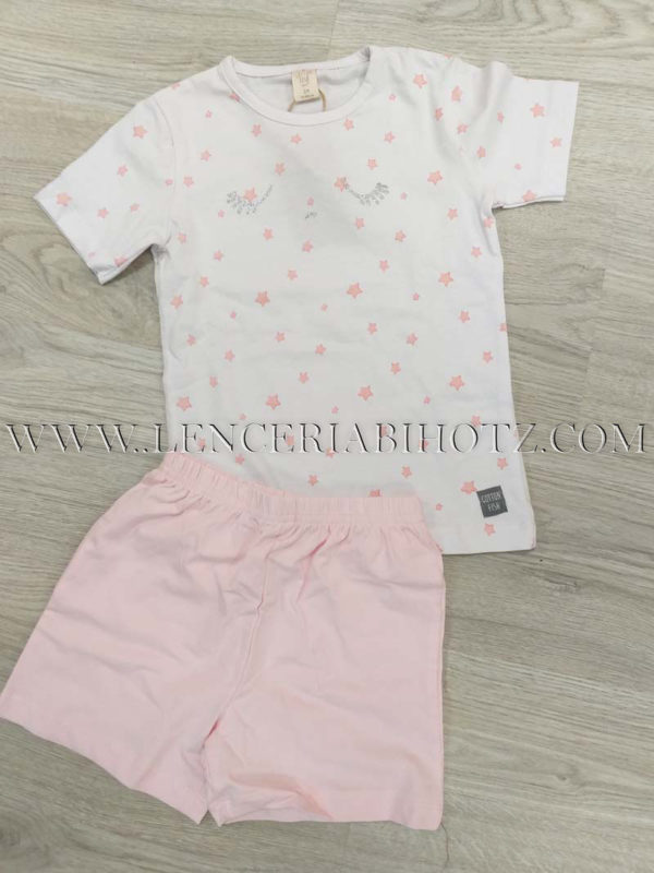 pijama para niña rosa pastel con camiseta manga corta blanca con estrellas rosas