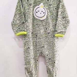 pijama bebe terciopelo invierno caritas verde kaki. plantas y remates en pistacho, estampado caritas